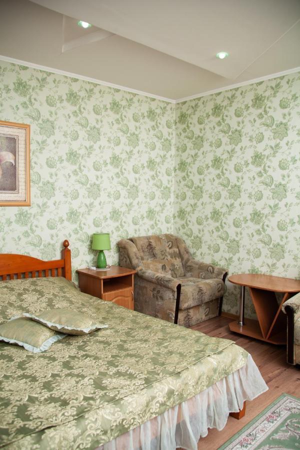 Piligrim 1 Hotel Nikolayev Bagian luar foto