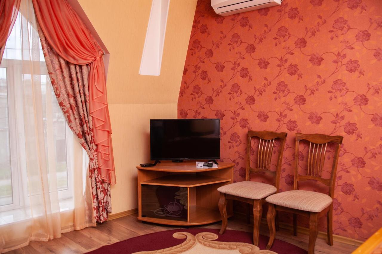 Piligrim 1 Hotel Nikolayev Bagian luar foto