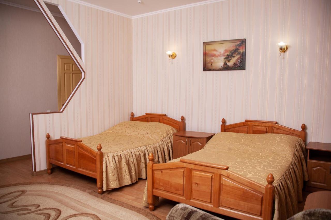 Piligrim 1 Hotel Nikolayev Bagian luar foto