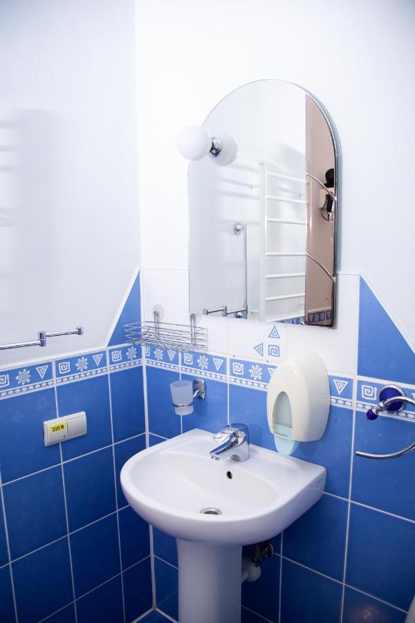 Piligrim 1 Hotel Nikolayev Bagian luar foto