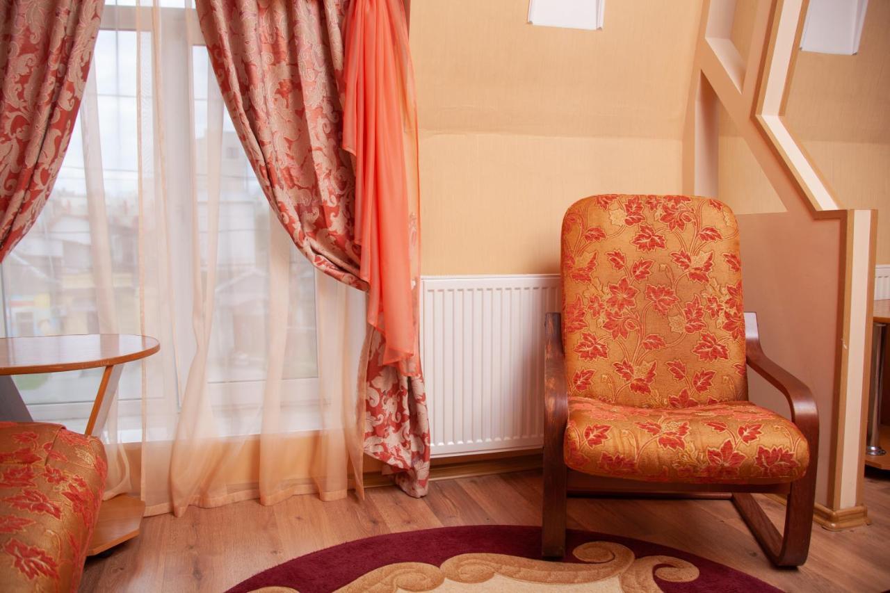 Piligrim 1 Hotel Nikolayev Bagian luar foto